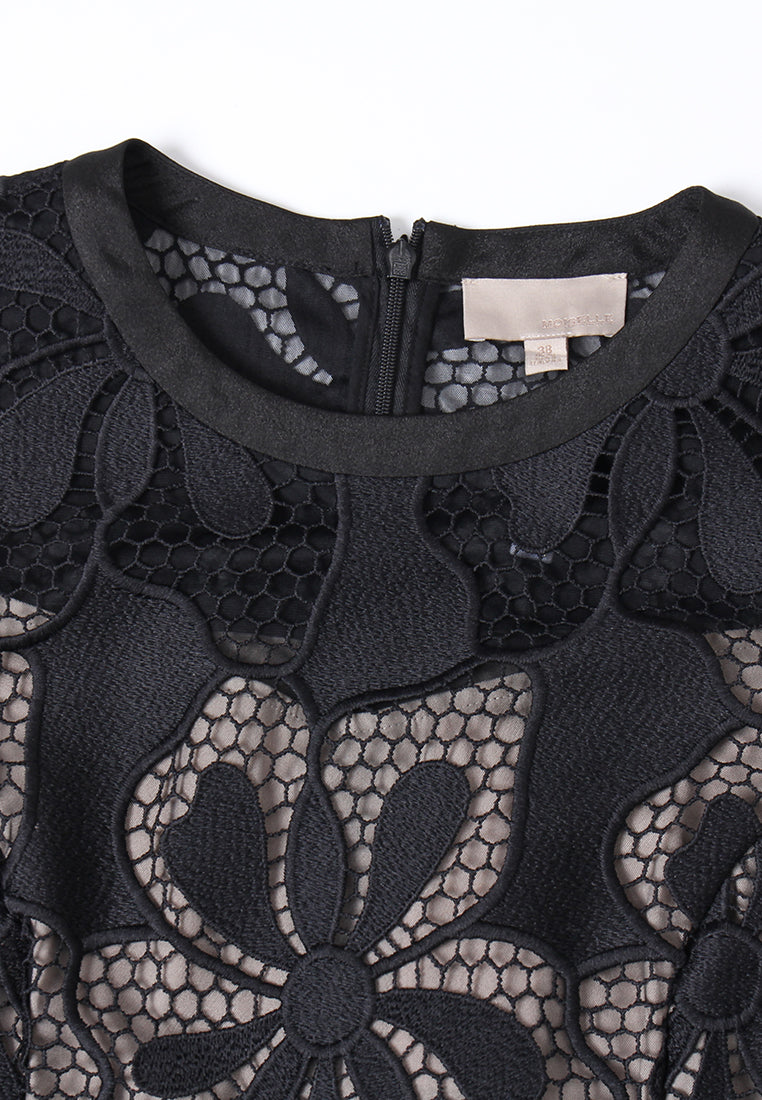 MOISELLE Floral Lace Contrast Midi Dress