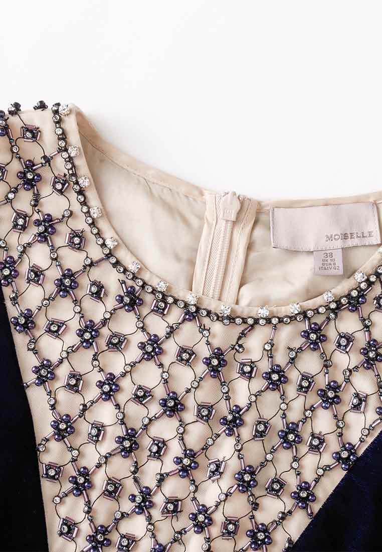 Blue Crystal and Bead Embellished Sleeveless Velvet Dress – MOISELLE