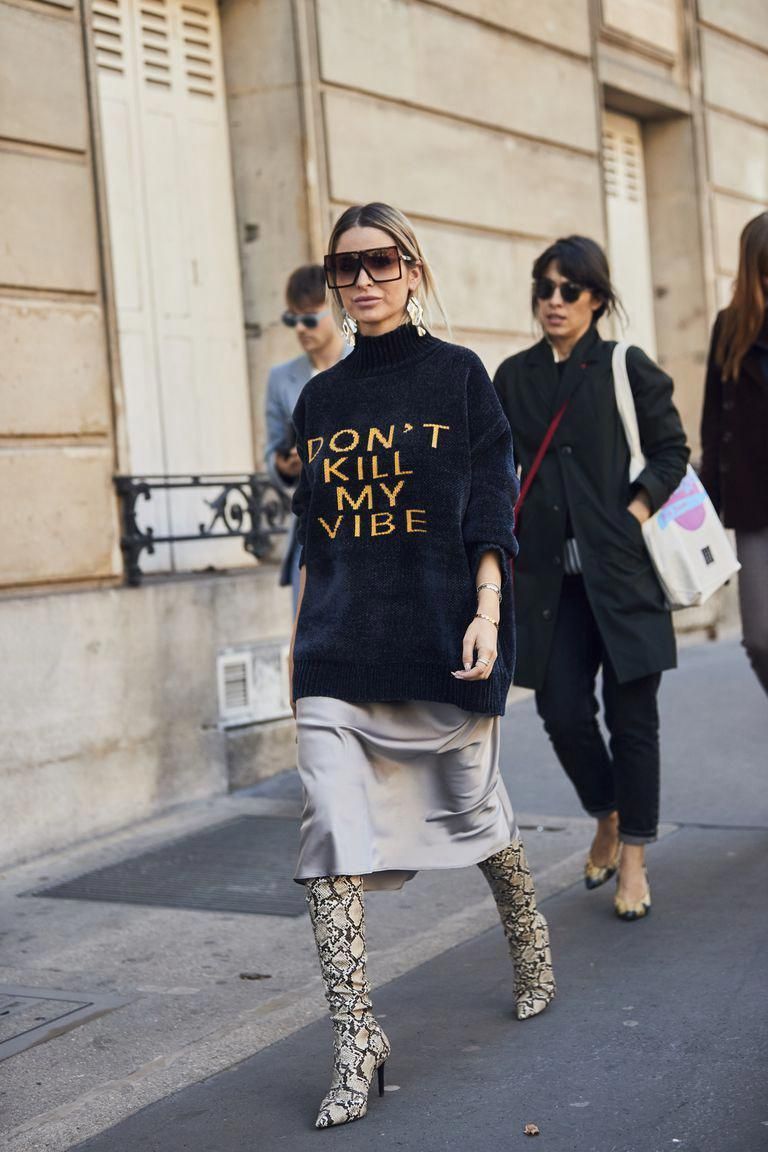 How to wear Slogan items?  Boastfully express your character in a stylish fashion way!