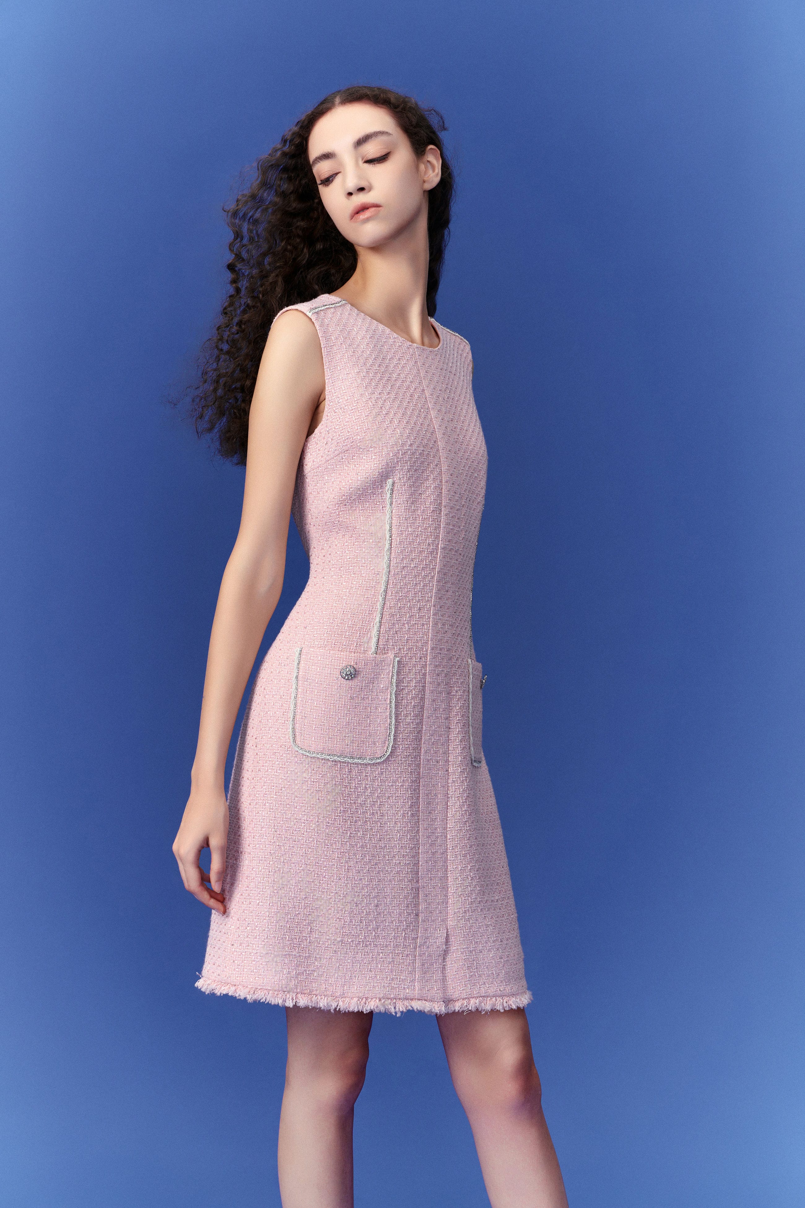 Lady Patch-pocket Sleeveless Dress