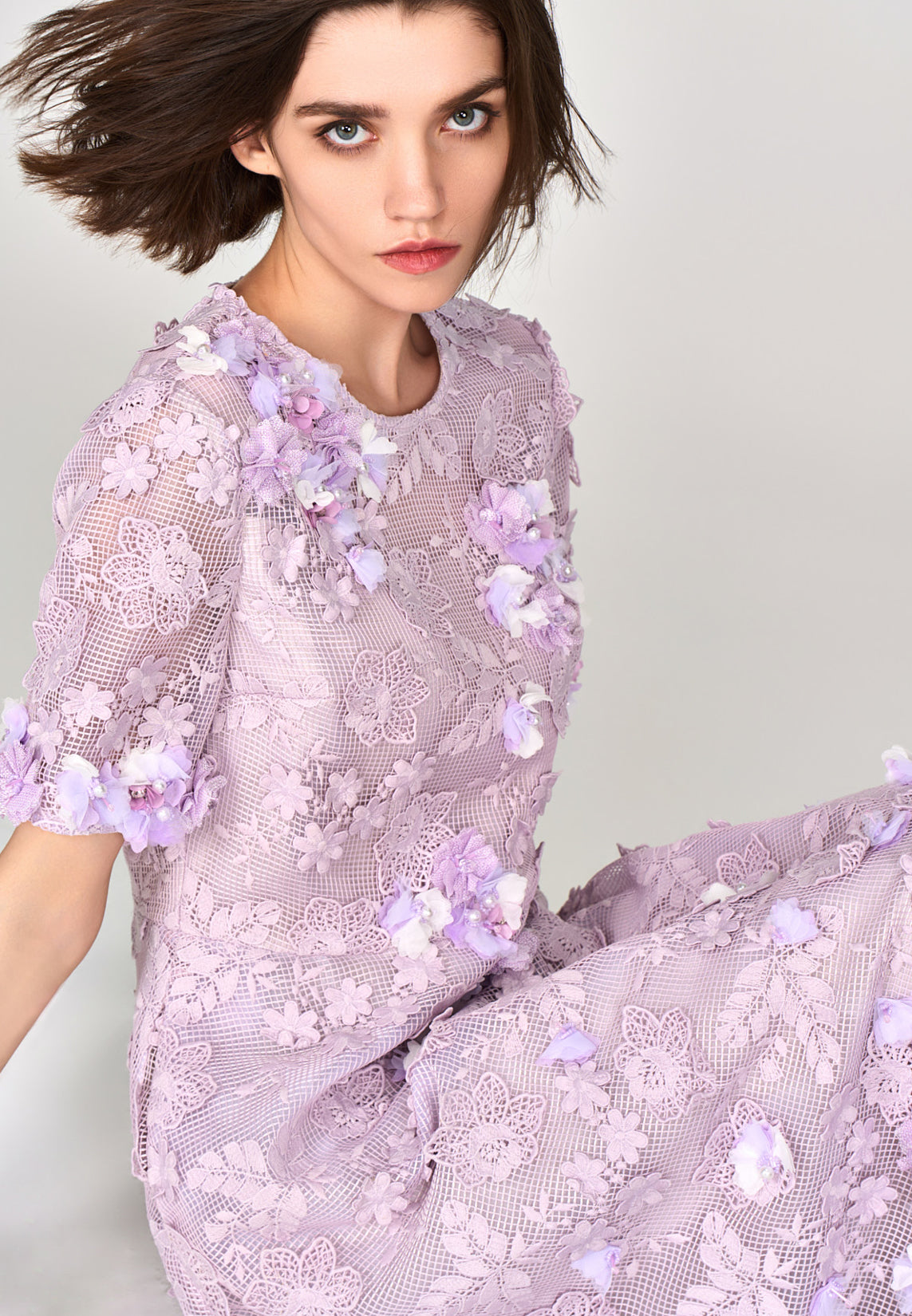 Lilac Round Neck Lace Midi Dress