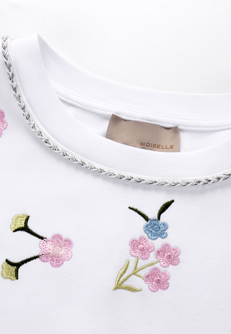 White Blossom Chain Embroidered Tee