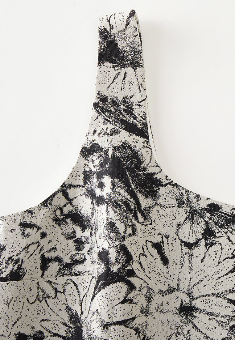 Black-and-white Floral-motif Pleated-detail Dress