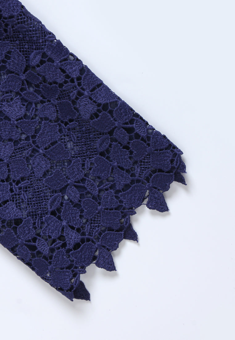 Robe en Dentelle Bleu Minuit