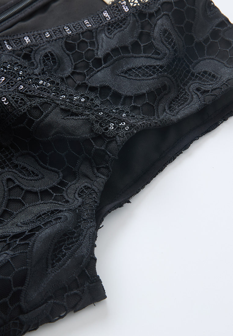V-neck Panelled Hollow-carved Lace Dress