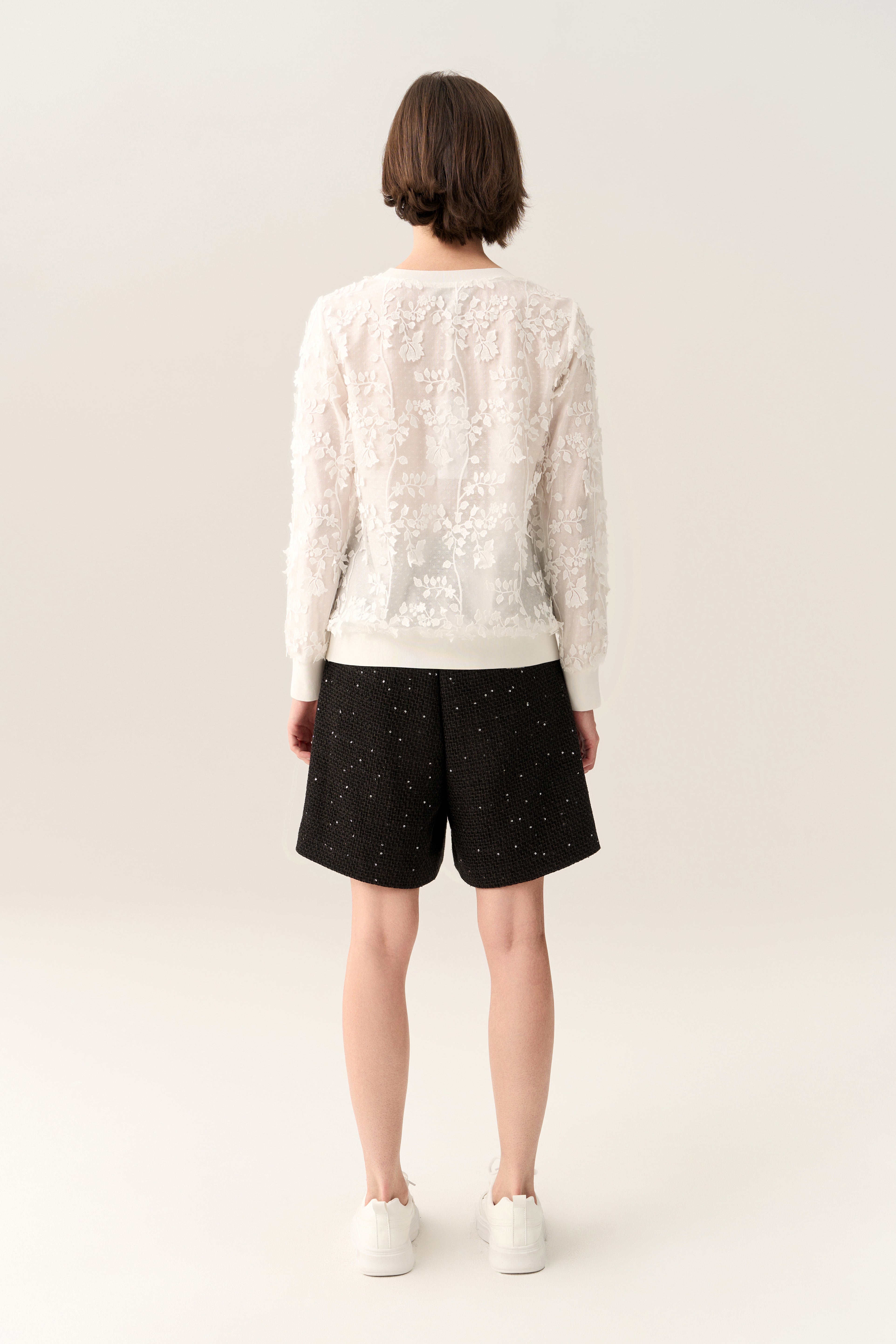 Lace 3D Flower Ribbed-hem Shirt