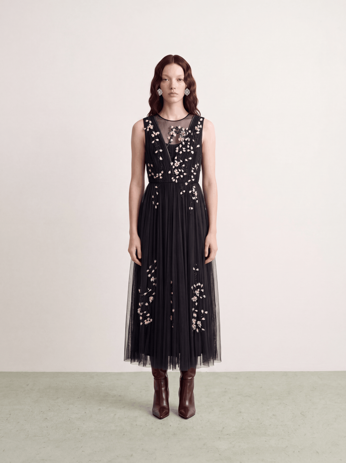 Noir Florale Sérénité Gown