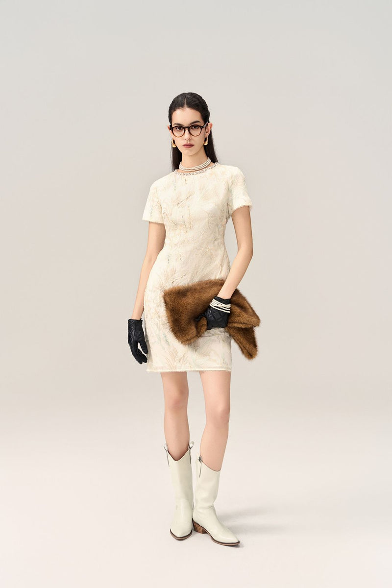 Embellished Floral-embroidery Cheongsam