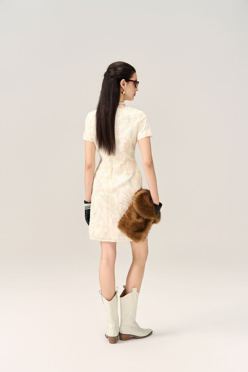 Embellished Floral-embroidery Cheongsam