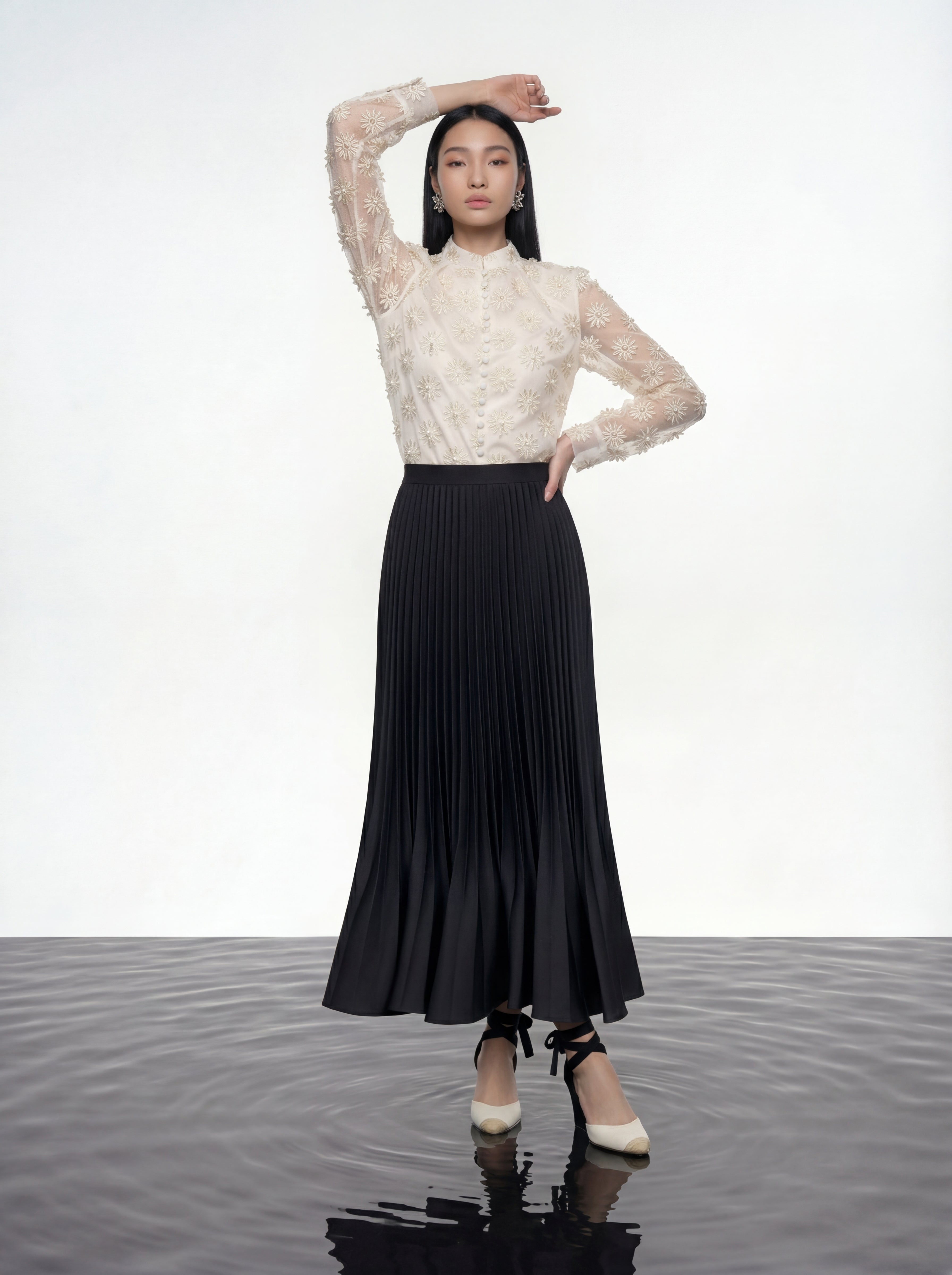 Ivory Daisy Embroidered Blouse