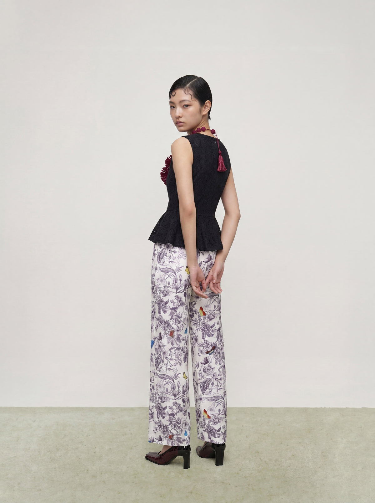 Dentelle Peplum Top