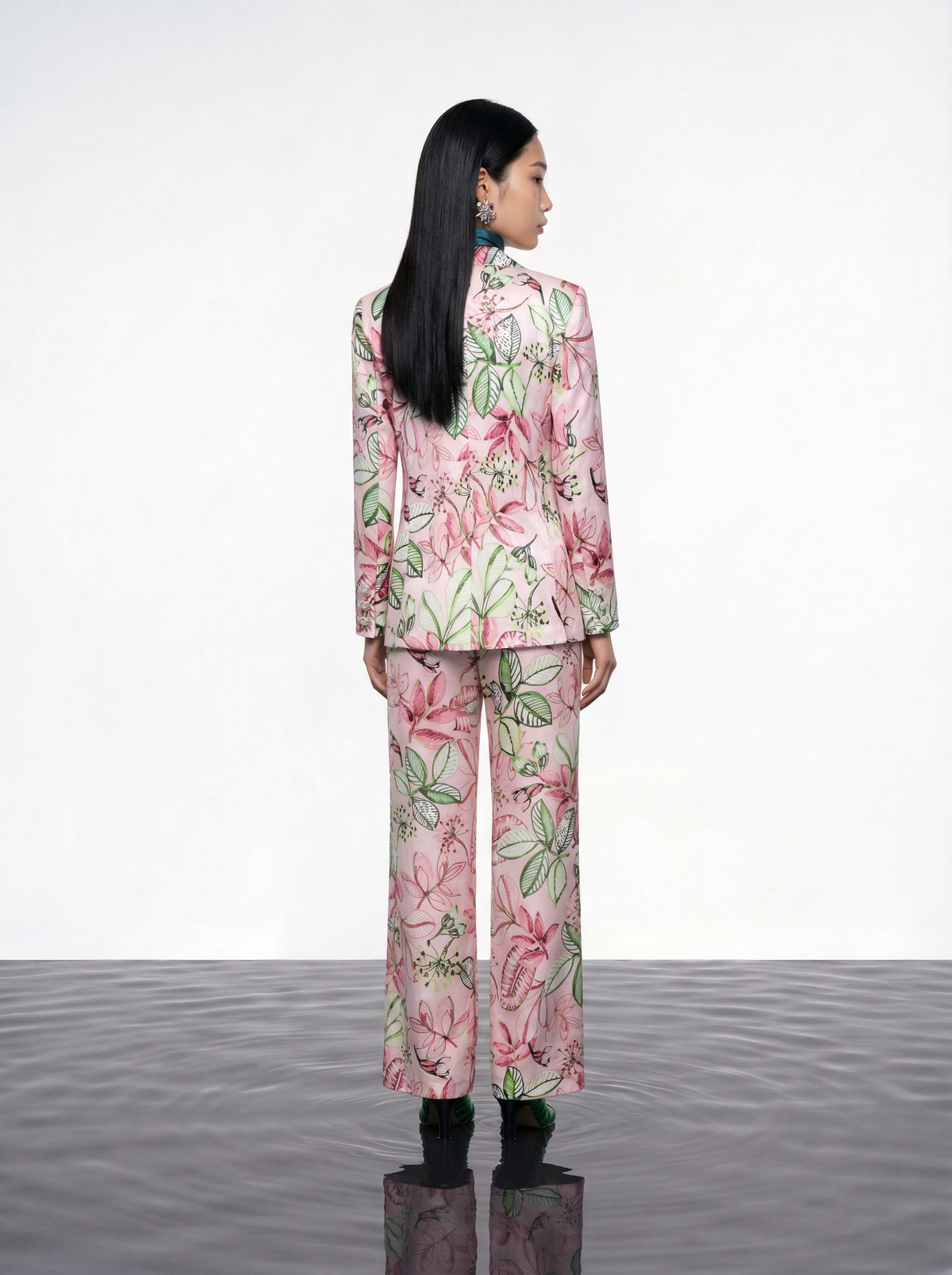 Floral Symphony Statement Blazer