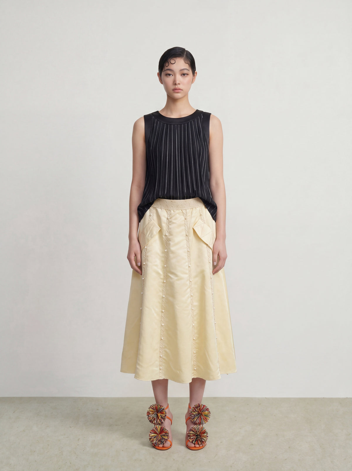 Éclat Moderne Pleated Top