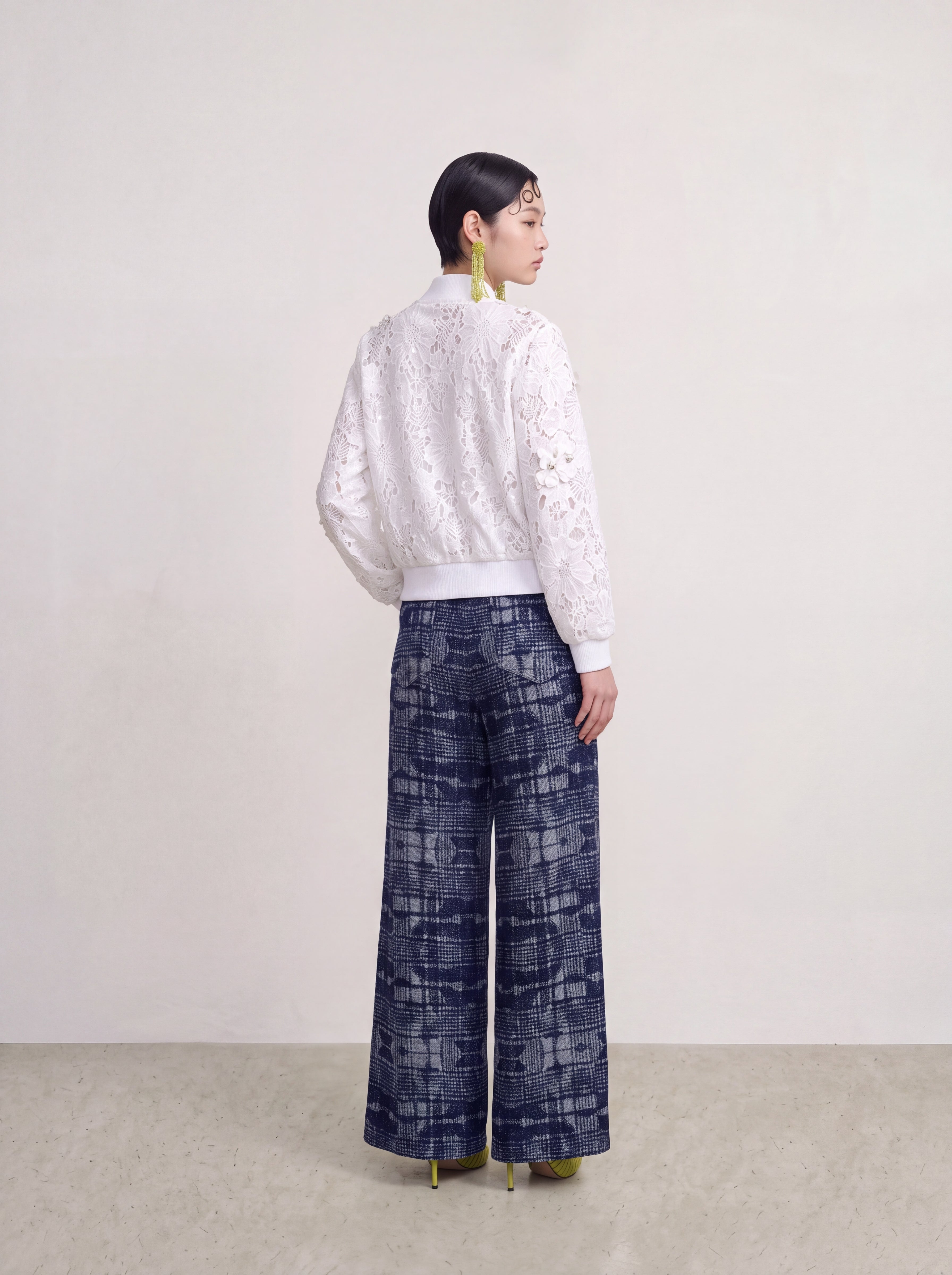 White Dentelle Perlé Charme Jacket