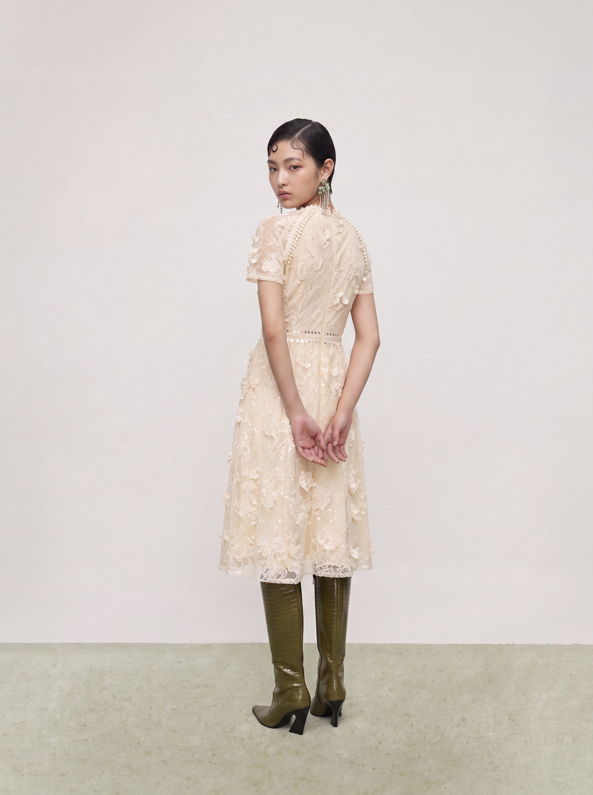 Crème Dentelle Lumière Dress