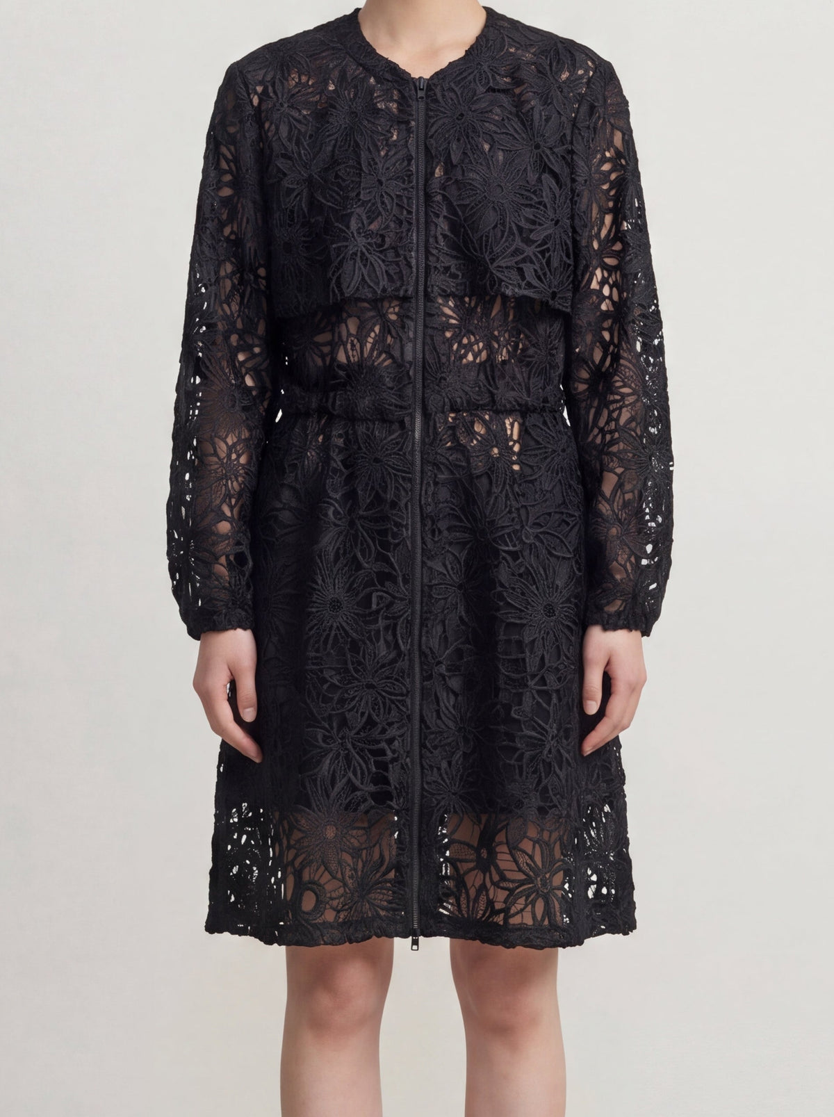 Noir Éclat Lace Dress