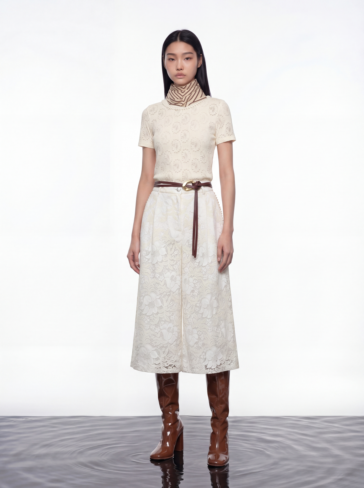 Perla Élégance Lace Wide Leg Pants