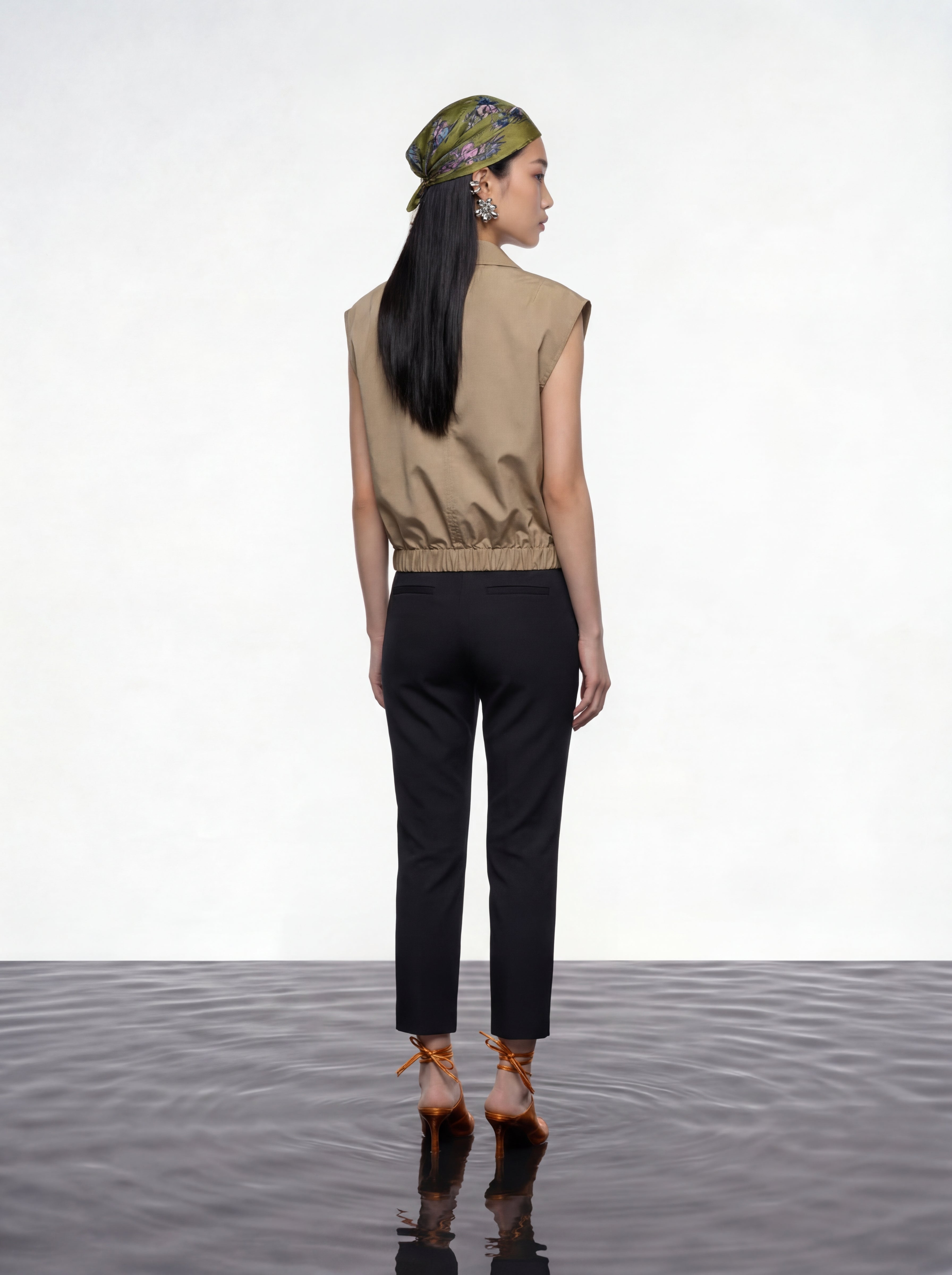 Beige Chic Zip Vest