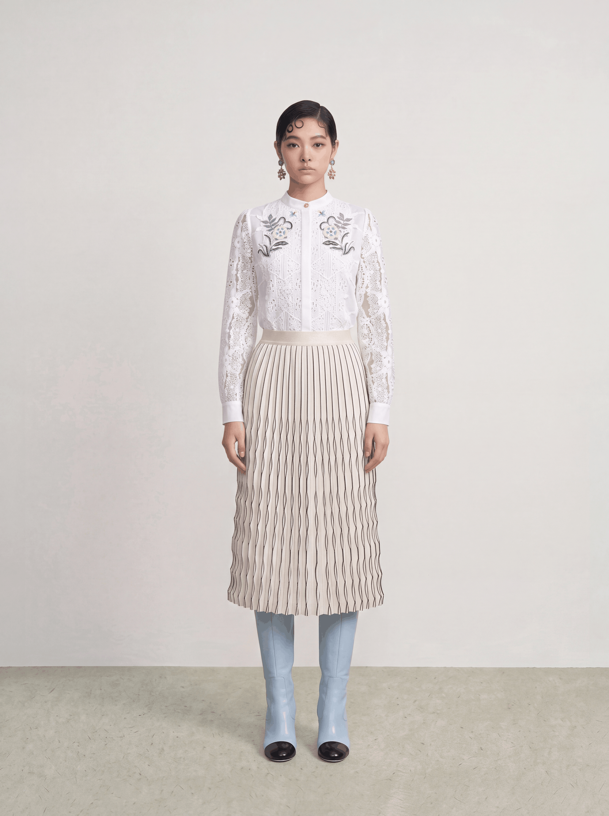 Ivory Dentelle Fleuris Blouse