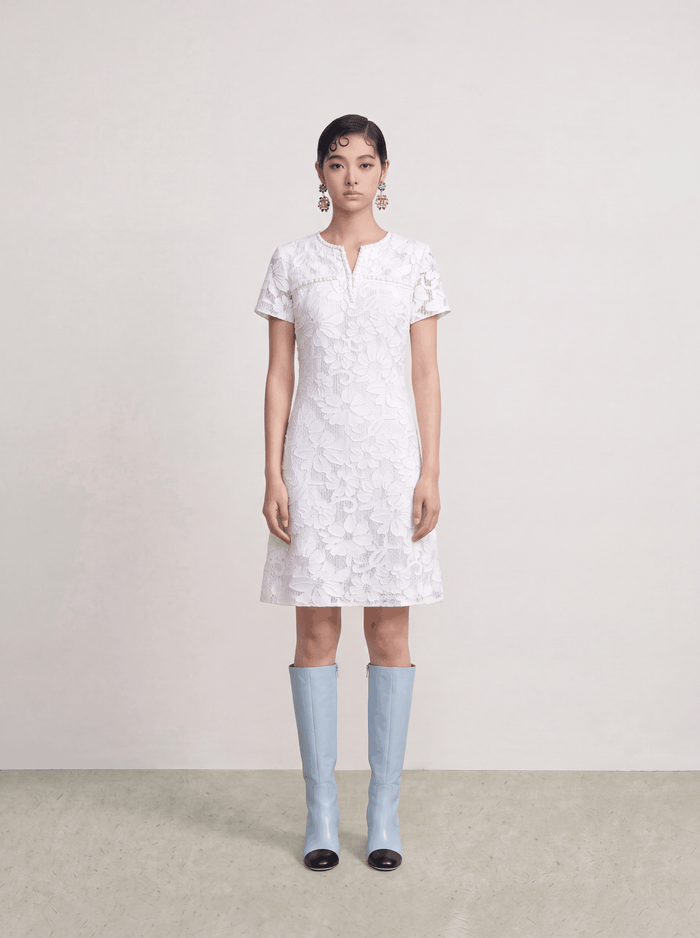Blanc Élégance Florale Dress