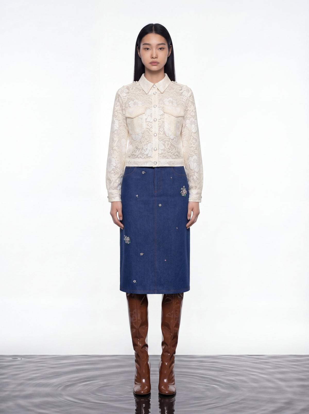 Élégance Perla Lace Blouse