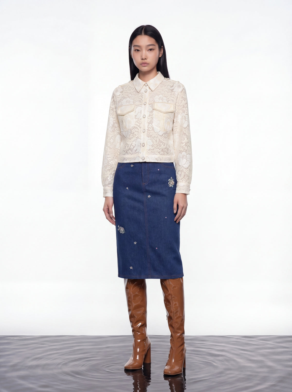 Élégance Perla Lace Blouse