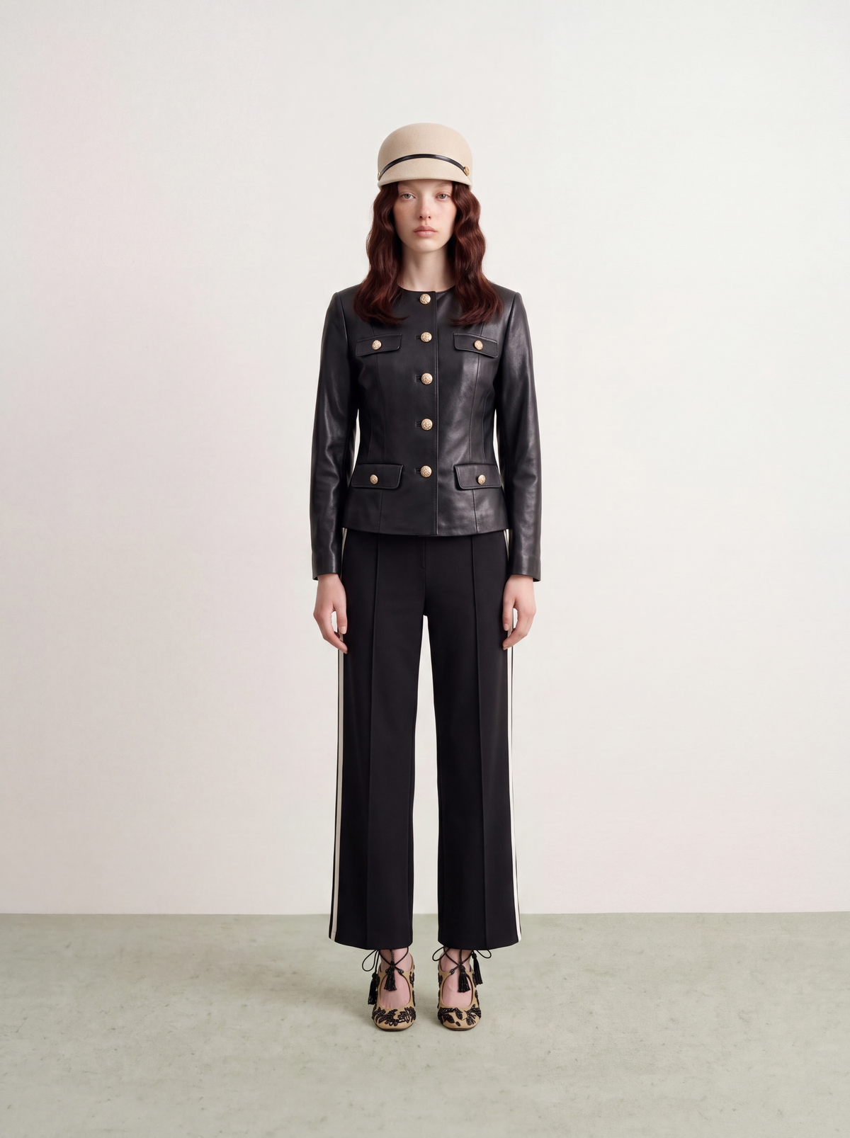 Noir Cuir Bouton Doré Jacket