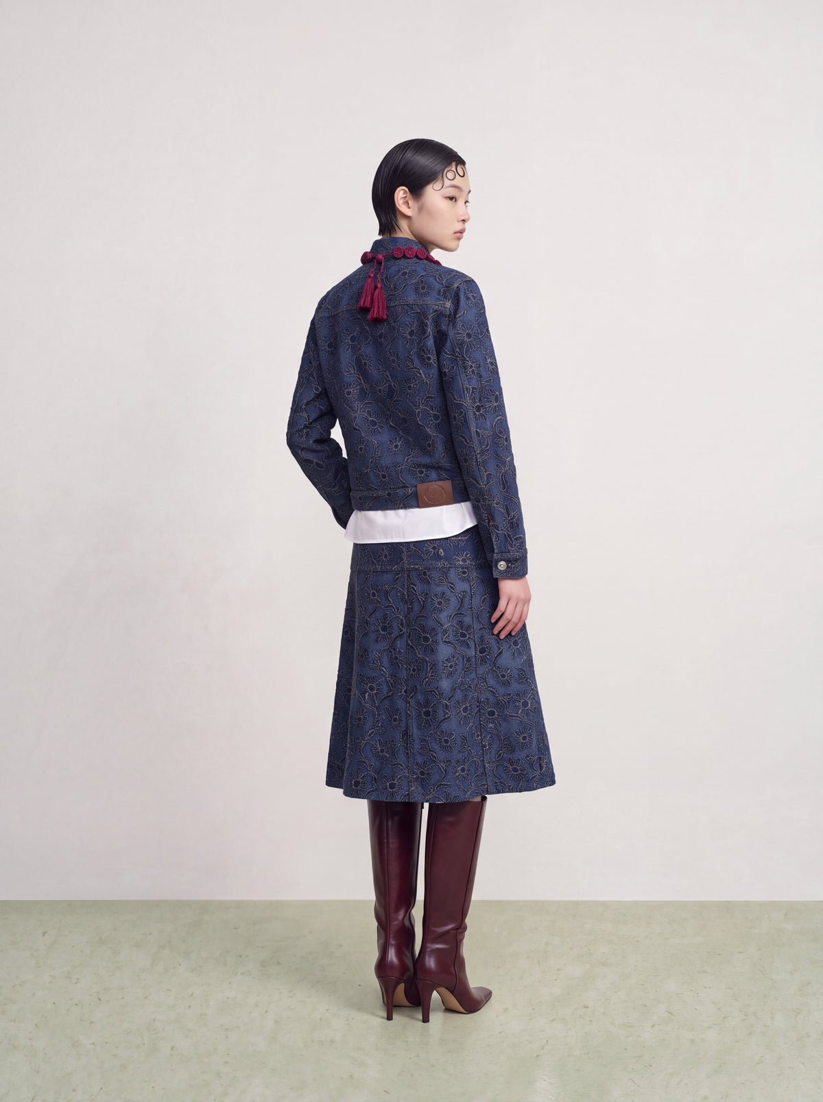 Bleu Denim Fleur Brodé Jacket