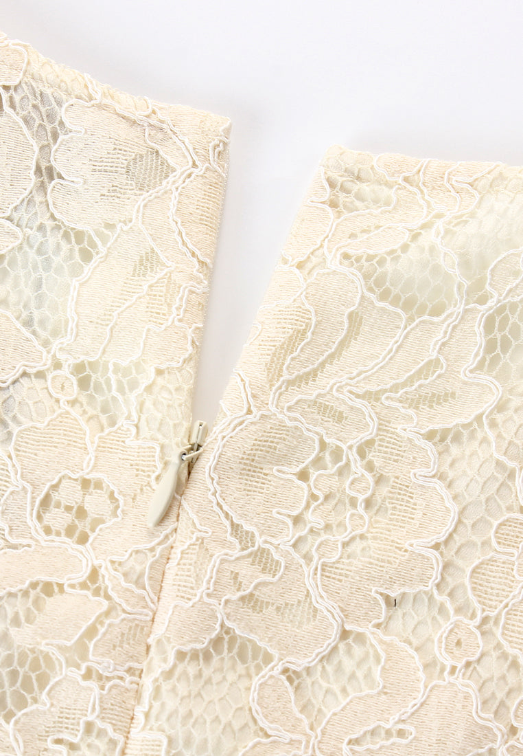 Dentelle Peplum Top