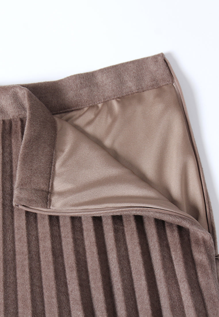 Plissé Noir Midi Skirt