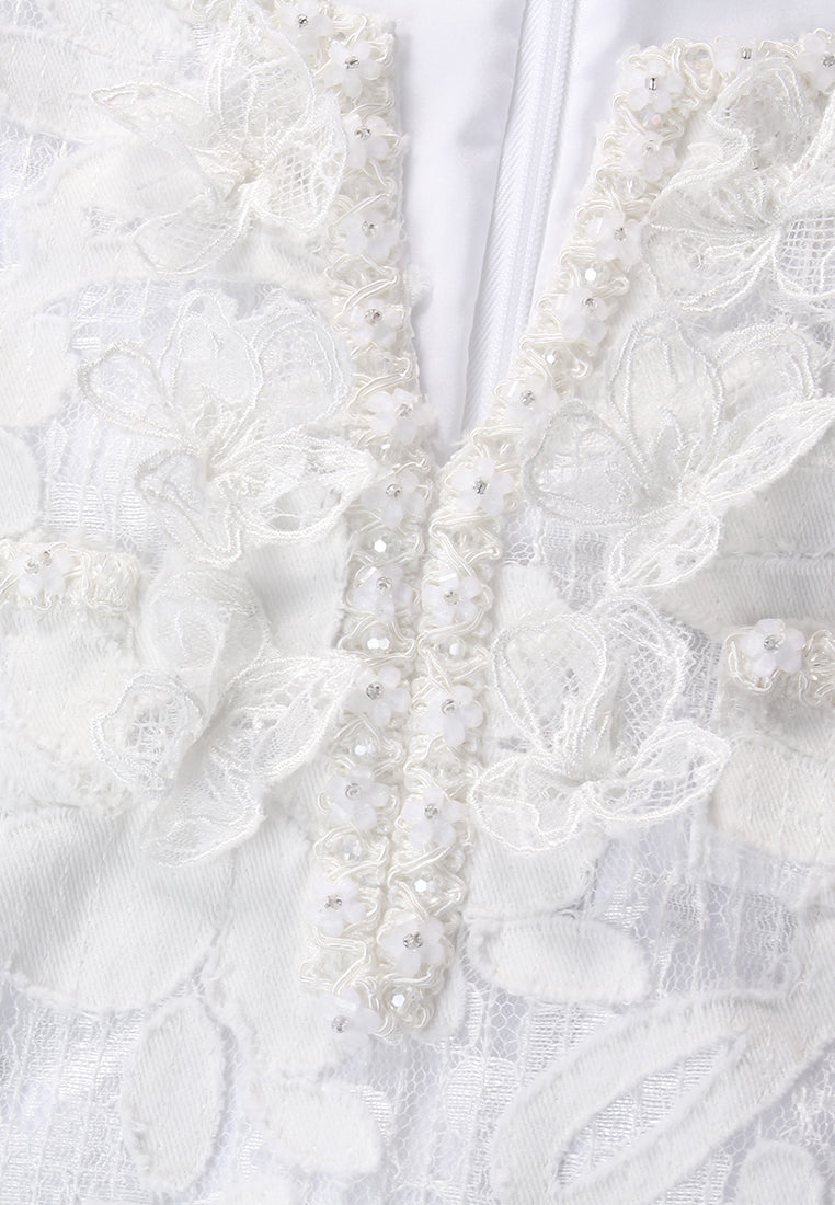 Blanc Élégance Florale Dress