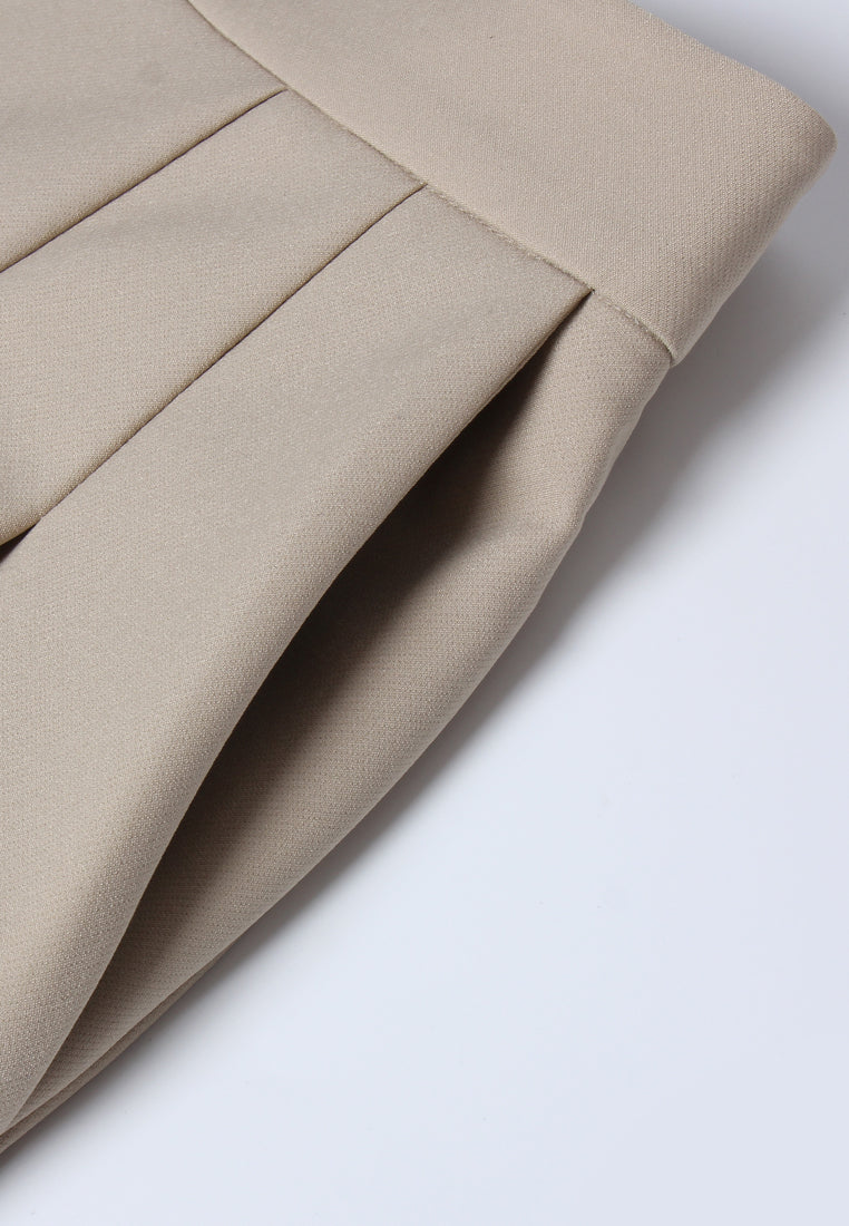 Élan High-Waist Pleated Trousers