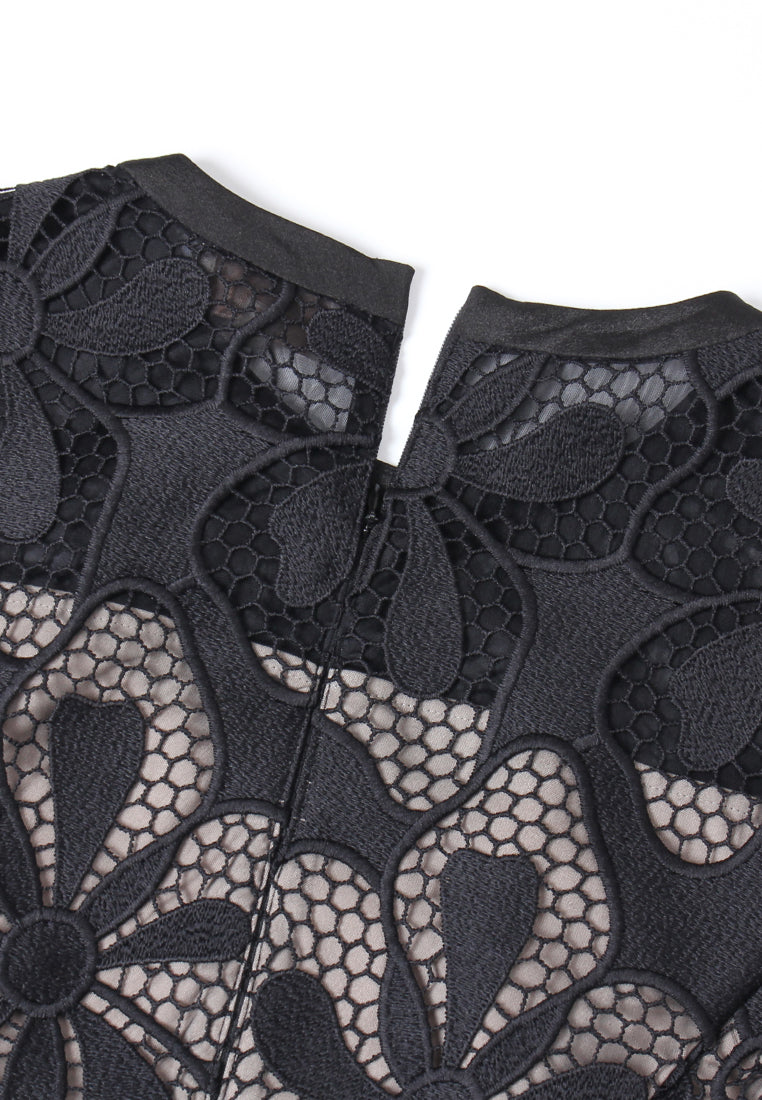 Floral Lace Contrast Midi Dress