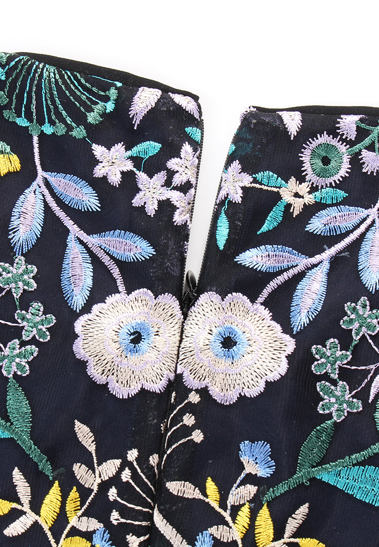 Noir Jardin Brodé Dress