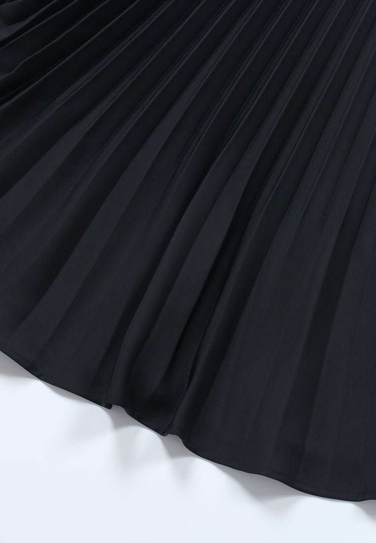 Noir Flared Pleated Skirt