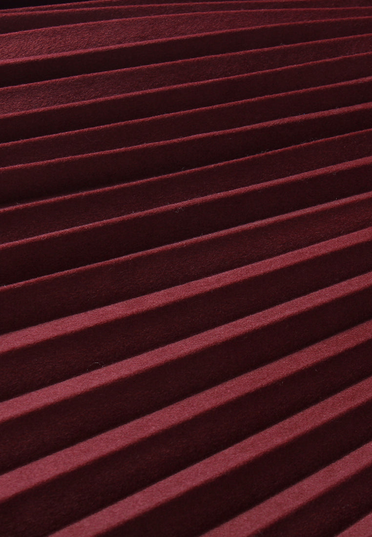 Plissé Noir Midi Skirt