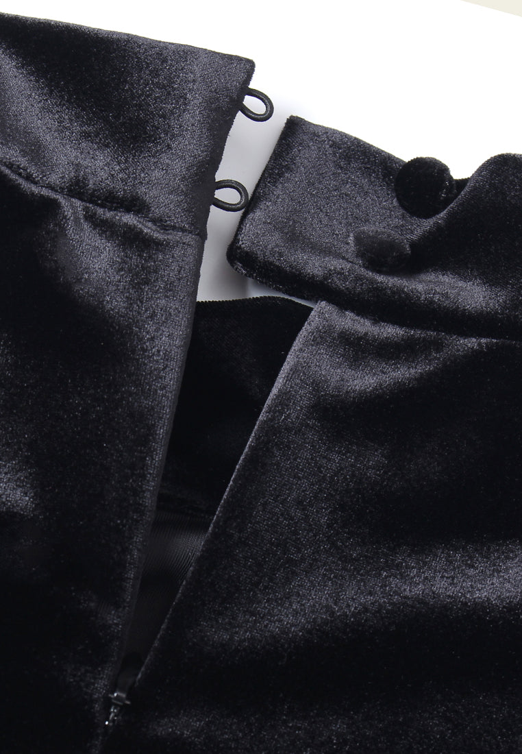 Noir Velours Mock Neck Top