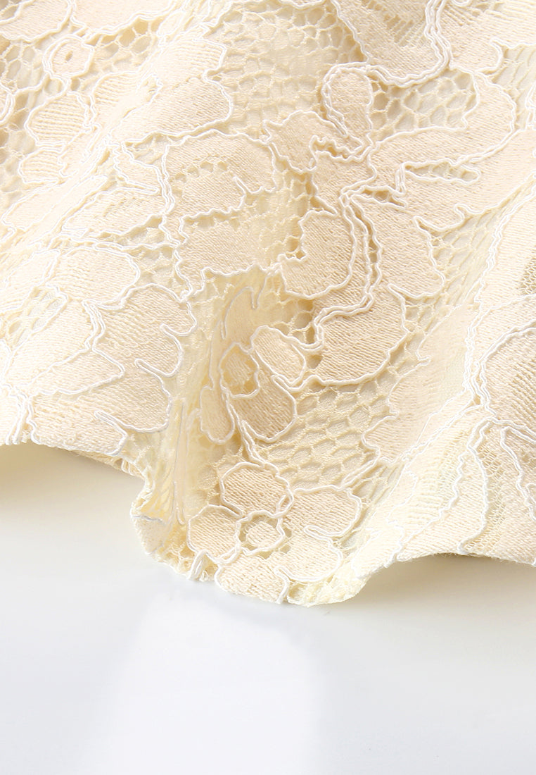 Dentelle Peplum Top