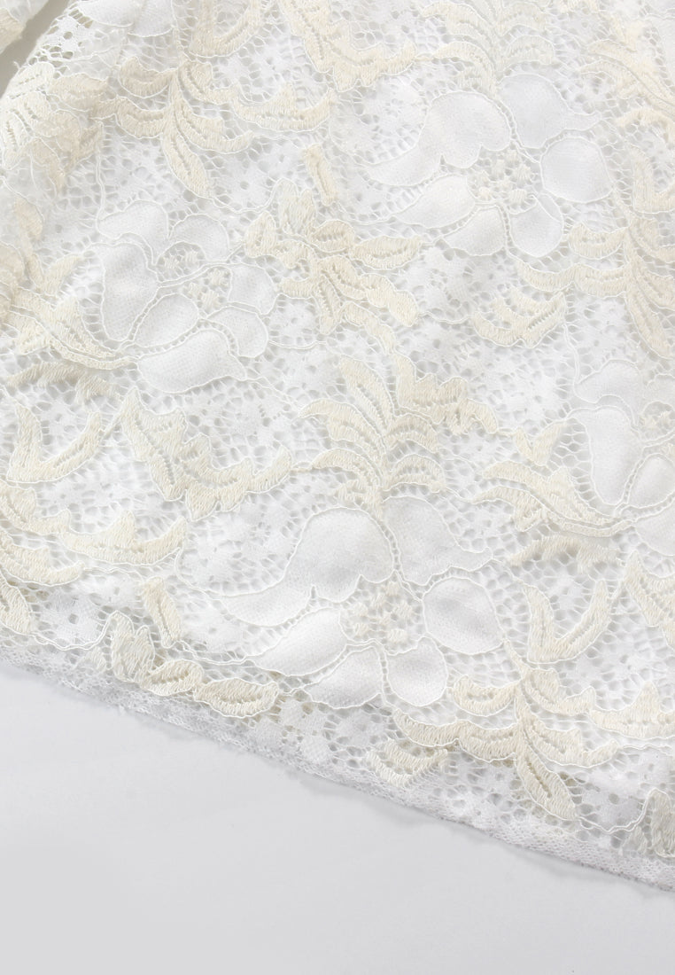 Perla Élégance Lace Wide Leg Pants