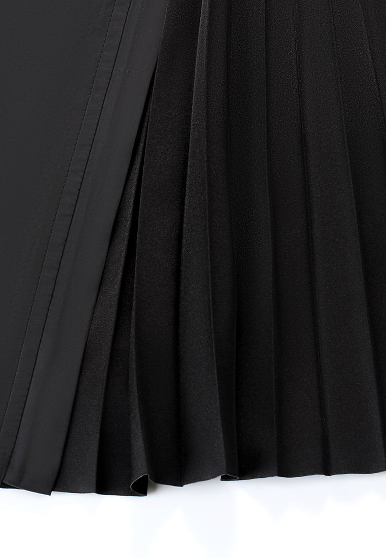 Noir Élégance Utility Skirt