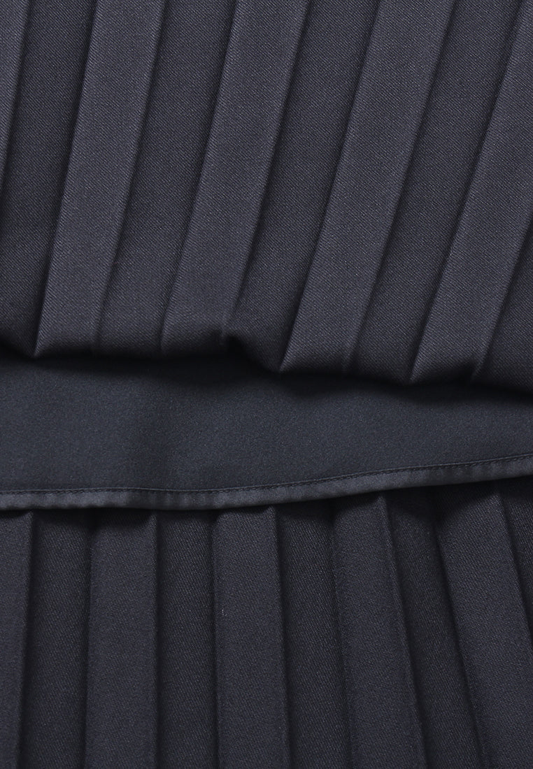 Plissé Noir Midi Skirt