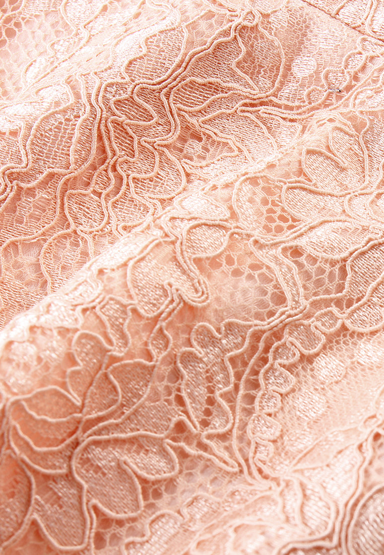 Dentelle Peplum Top