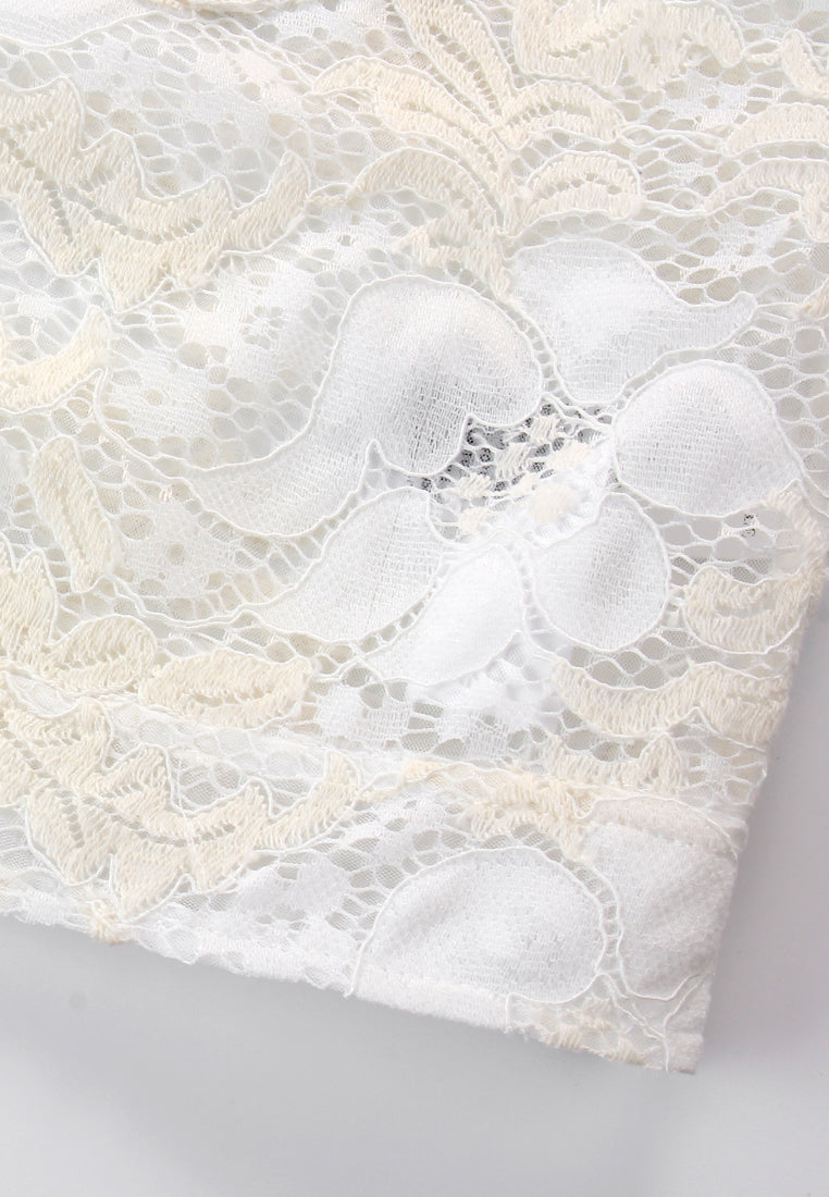 Élégance Perla Lace Blouse