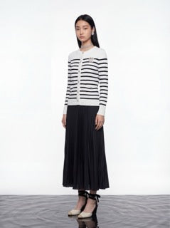 Noir Flared Pleated Skirt
