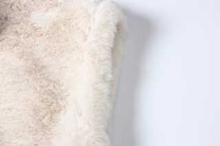 Snowflake Crème Fur Cape
