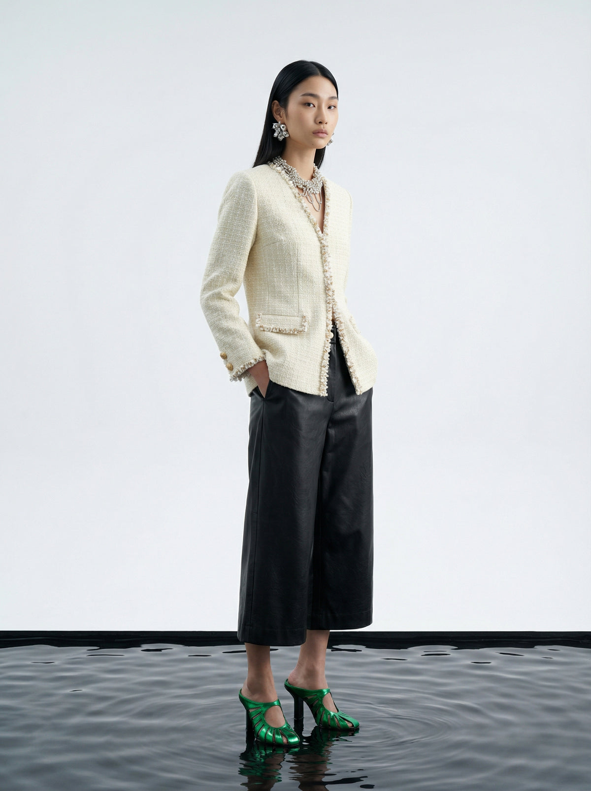 Pantalon Tailleur Large Noir en Cuir