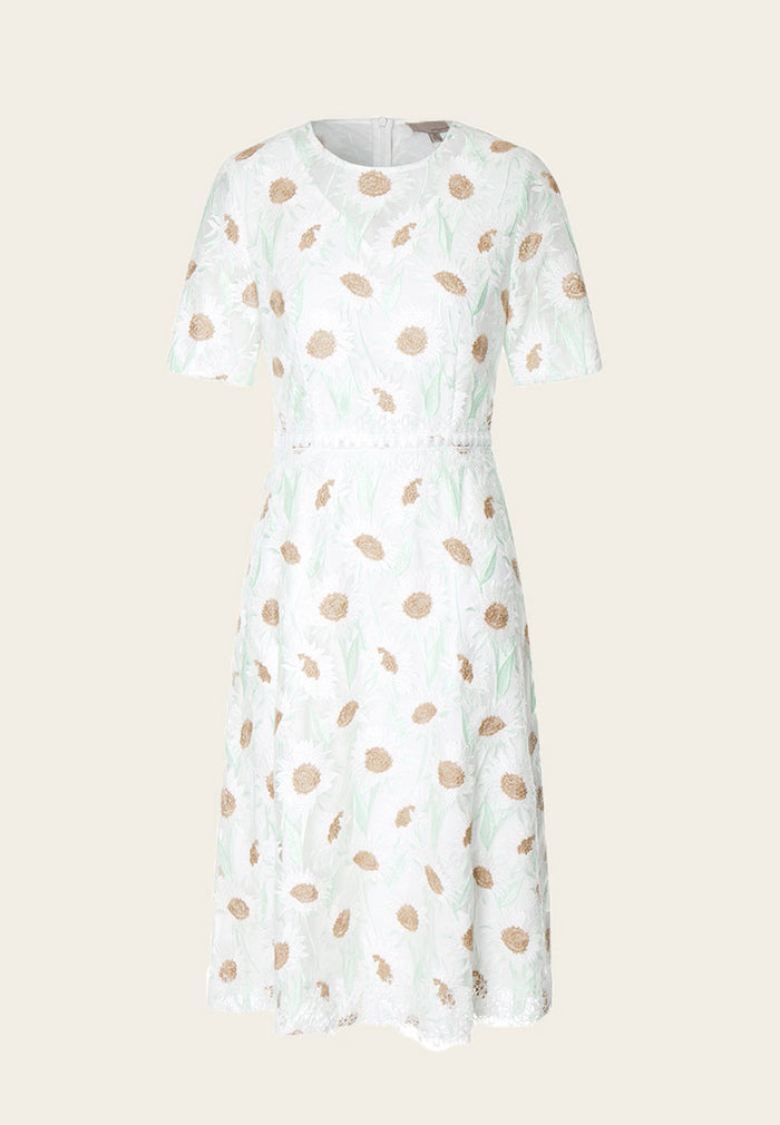 Chamomile Lace-detailing Short Sleeve Dress - MOISELLE