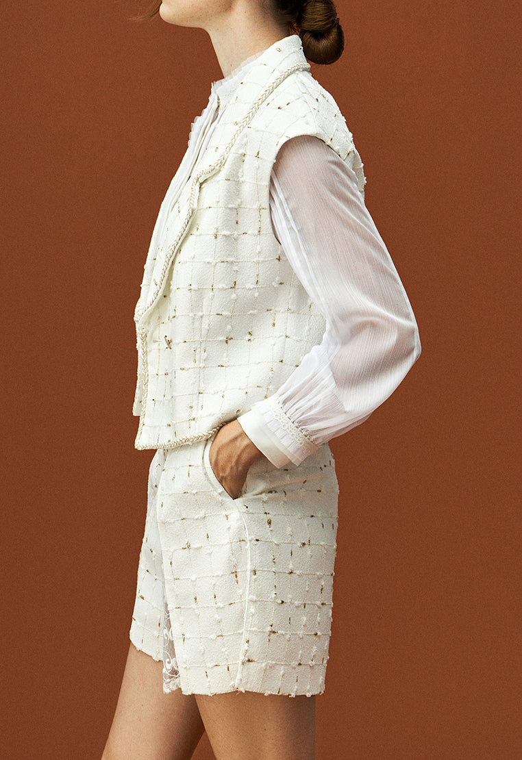 Golden Detail White Tweed Shorts - MOISELLE