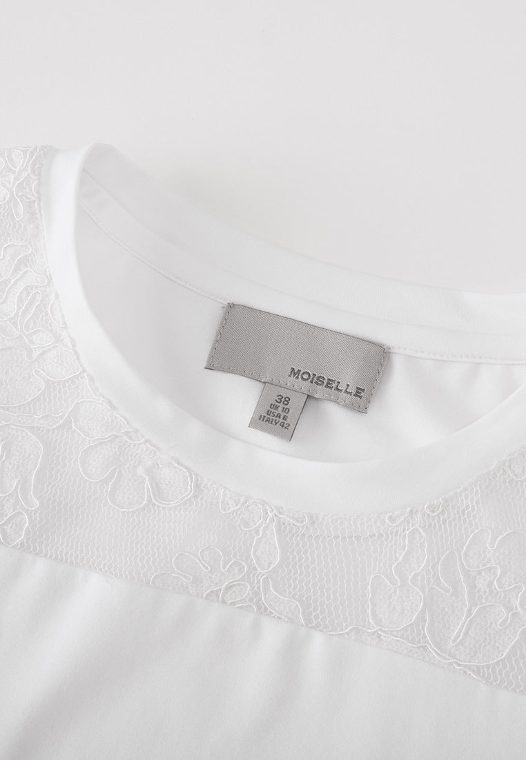 Embellished Shoulder White T-shirt - MOISELLE