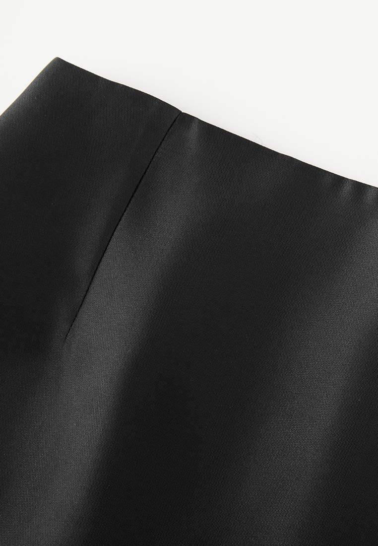 Asymmetrical Black Satin Skirt - MOISELLE